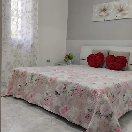 Casa *